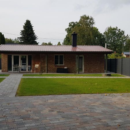 Bungalow Am Neustaedter See Neustadt-Glewe Exterior photo